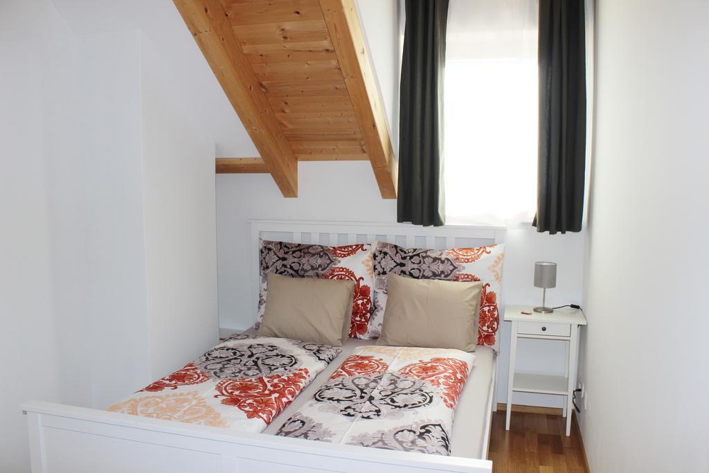 Ferienwohnung Earthloft Bad Kleinkirchheim Kamer foto